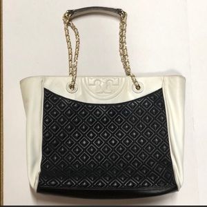 🔥 Tory Burch Lambskin Bag 🔥